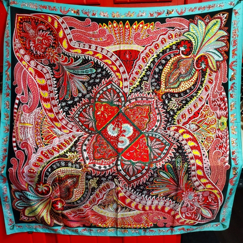 Xtra Large Silk Scarf